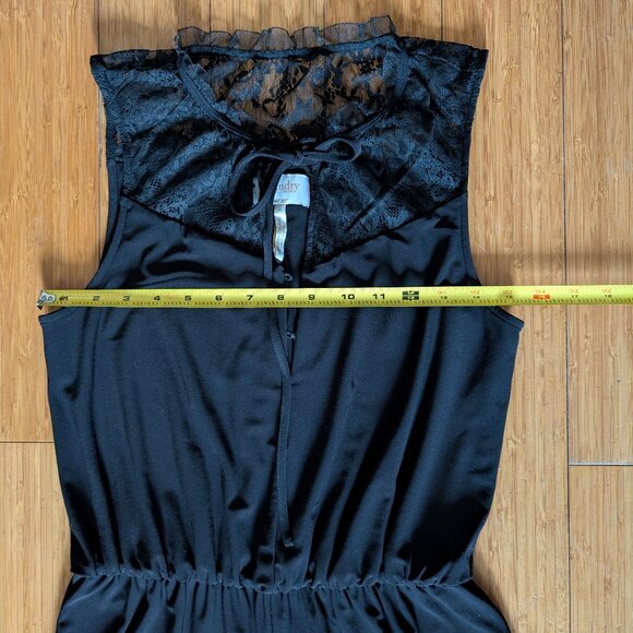 Black lace detail jumpsuit - Laundry by Shelli Segal size 2 - Picture 6 of 9